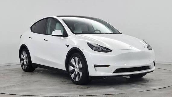 TESLA MODEL Y 2021 5YJYGDEE8MF151685 image